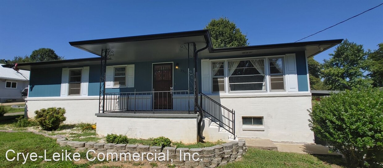 Foto principal - 3 br, 1 bath House - 3311 Elder Mountain Rd.