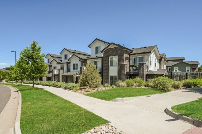 Building Photo - 14933 E Belleview Dr