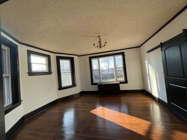 Foto del edificio - 3421 Trimble Ave