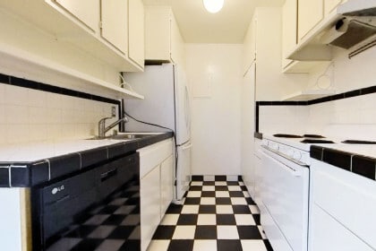 First floor kitchen - 3512 Pacific Ave