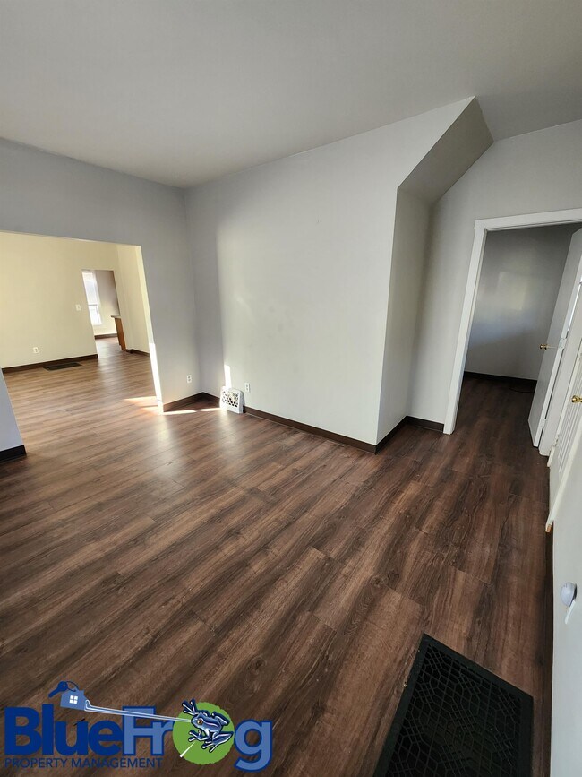 Building Photo - 711 Jefferson St