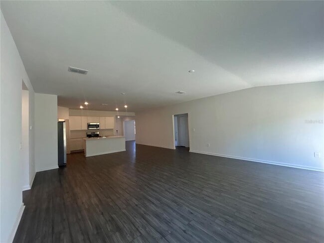 Foto del edificio - 16617 NW 144 St