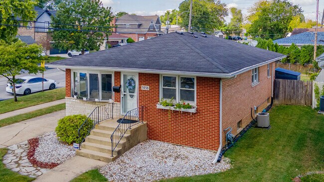 Foto del edificio - 5936 W 97th St