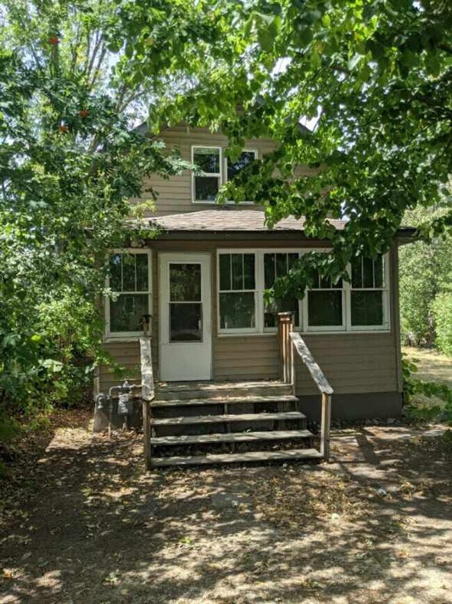 Foto del edificio - New Listing! 3+ bedroom/2bath Close to Everything!!