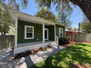 Building Photo - 37 Bayou Rd