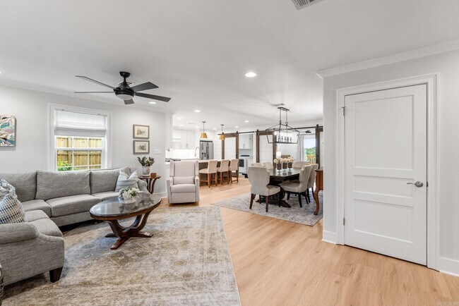 Foto del edificio - 1628 Pine Valley Rd