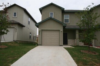 Building Photo - 217 Peruna Dr