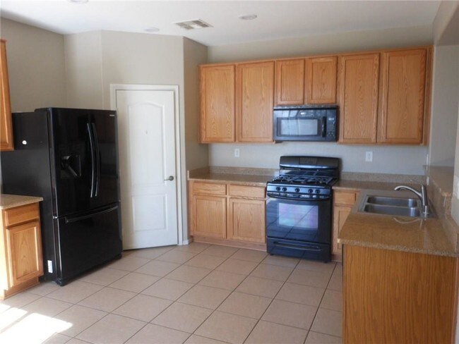 Building Photo - 982 Ashford Hollow Ave