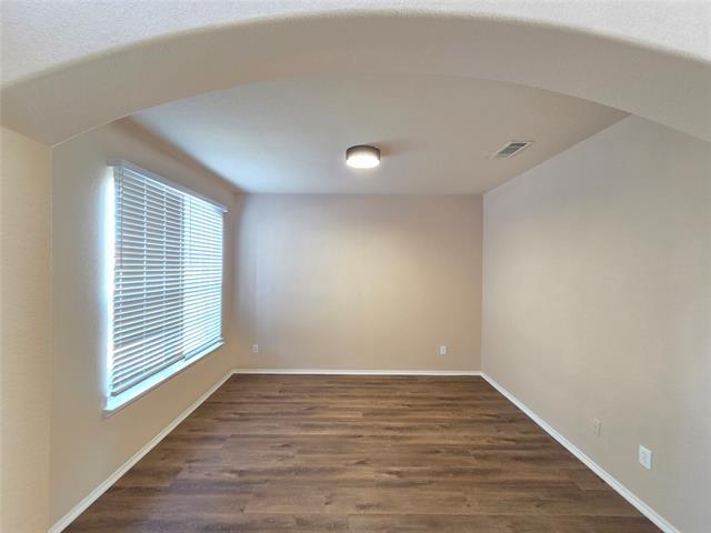 Building Photo - 7720 Labrador Dr