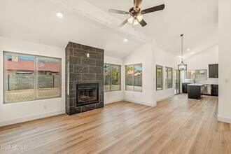 Building Photo - 11128 E Sahuaro Dr