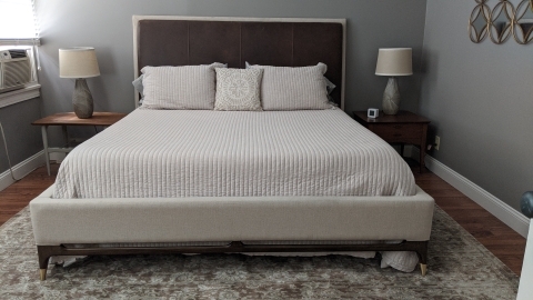 Master bedroom with King - 1105 Prospect St