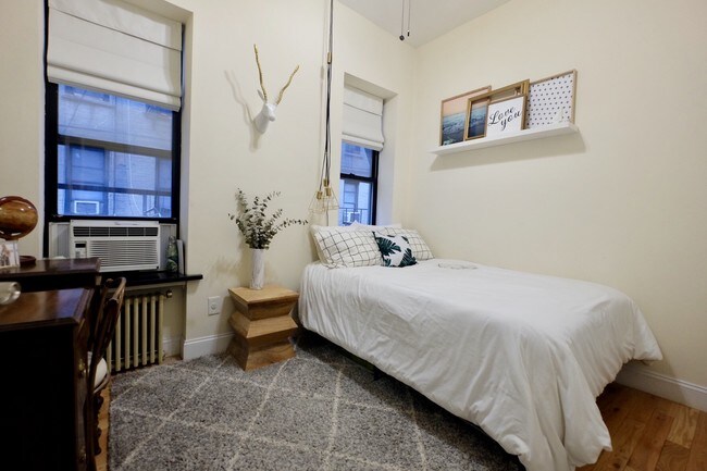 Building Photo - 557 W 144th St