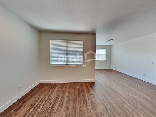 Foto del edificio - 21523 S 231st St