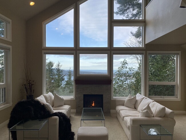 Building Photo - Private Orcas Island home with scenic views and tranquil outdoor space