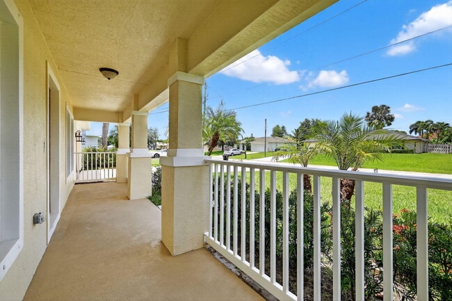 Foto del edificio - 4382 SW Appleseed Rd