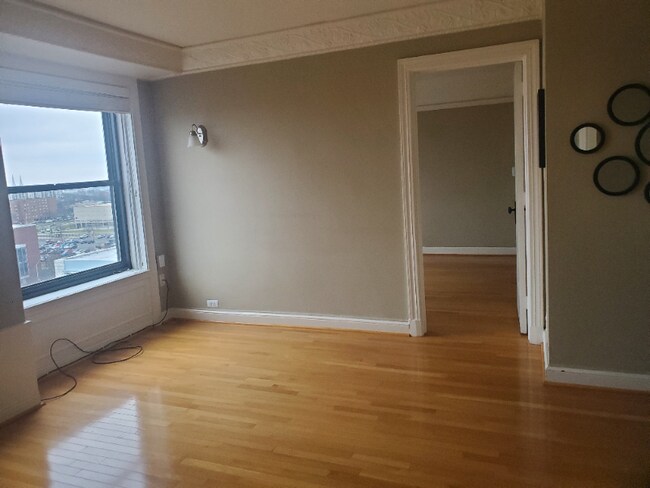 Foto del edificio - 15 E Kirby St