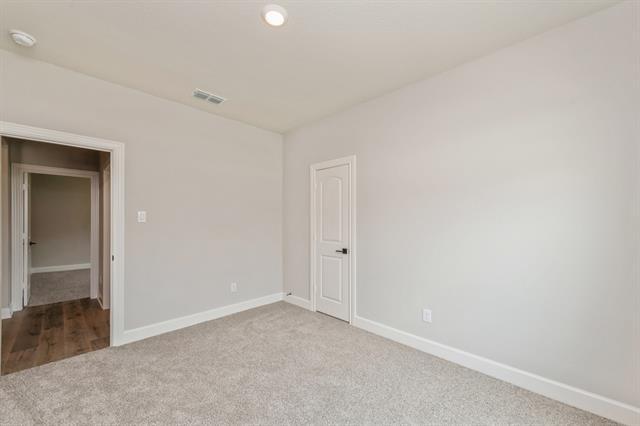 Building Photo - 620 Brookside Dr