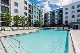Building Photo - 1 br, 1 bath Apartment - 10899 SW 4th St