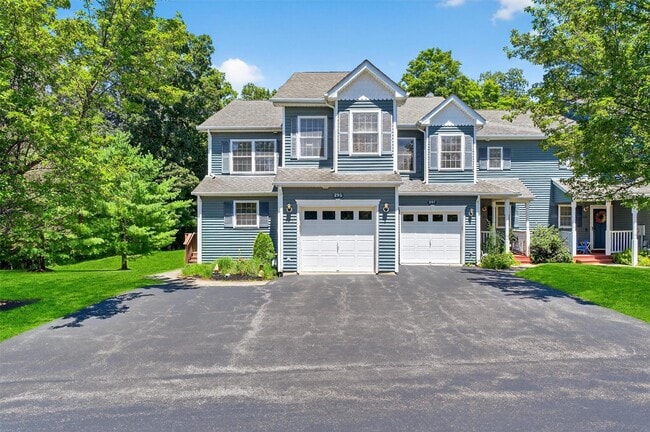 Building Photo - 295 Pinebrook Dr