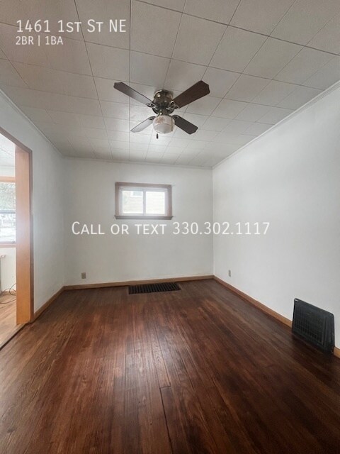 Building Photo - Two bedroom home for rent Massillon NE