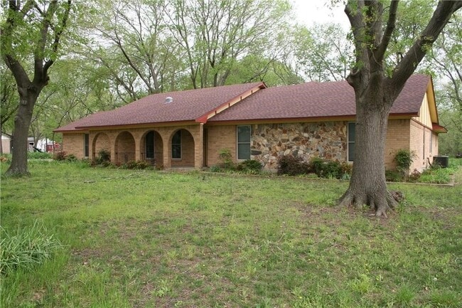 Building Photo - 2107 Forest Grove Estates Rd