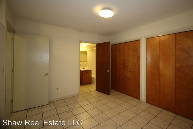 Building Photo - 101 Lullwater Dr