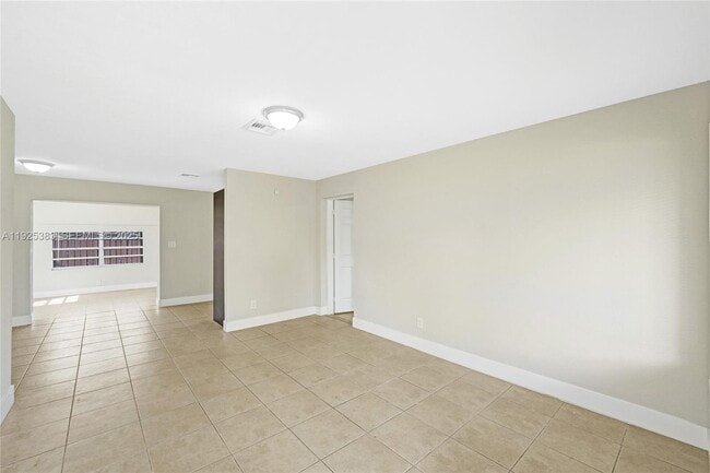 Foto del edificio - 1777 NW 34th Ave