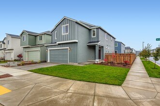 Building Photo - 18990 SW Eureka Ln