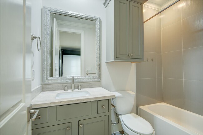 Building Photo - 1224 Mosaico Ln