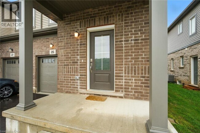 Photo du bâtiment - 25 Saffron Way