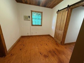 Foto del edificio - 156 LA-1077