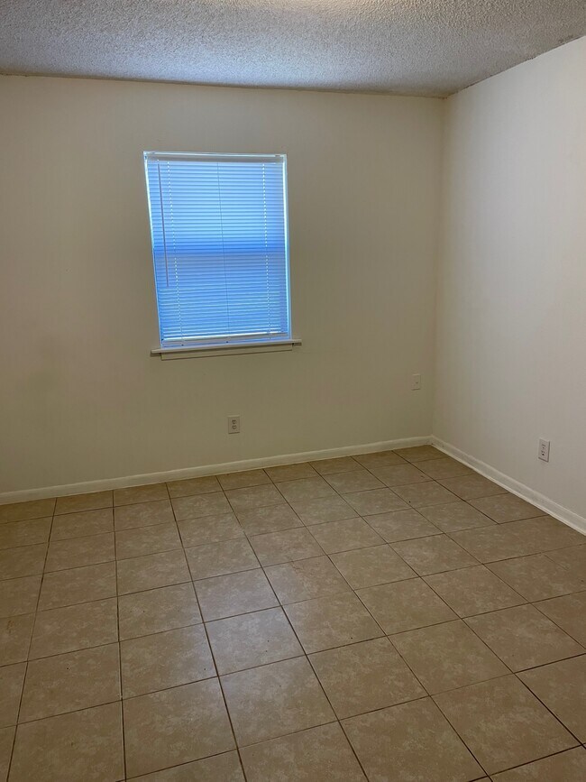 Bedroom - 8137 FM 141