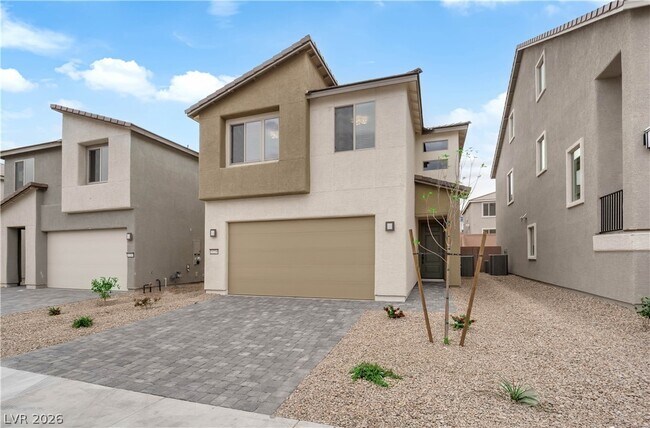 Building Photo - 10239 Estancia Hl St