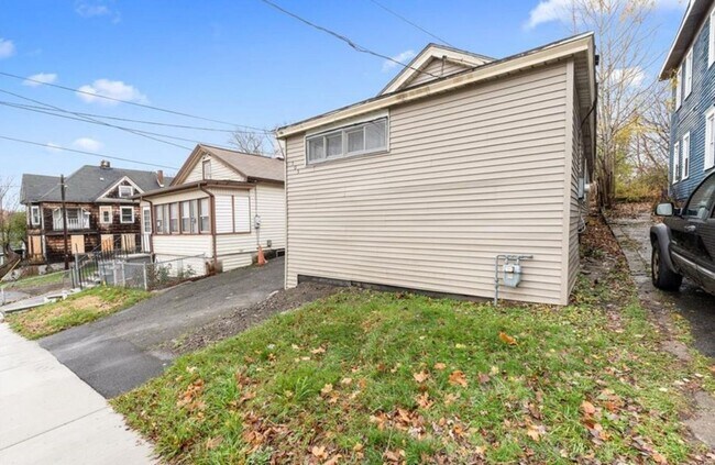 Building Photo - Turnkey Northside Duplex – Fully Renovated...