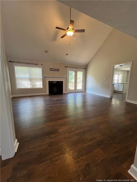 Building Photo - 249 Thorncliff Dr
