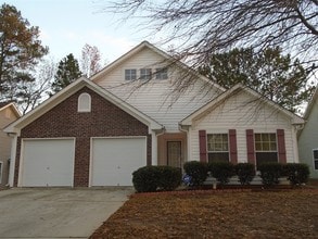 Building Photo - 70 Camden Way