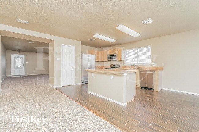 Foto del edificio - 1132 Beechwood Ln