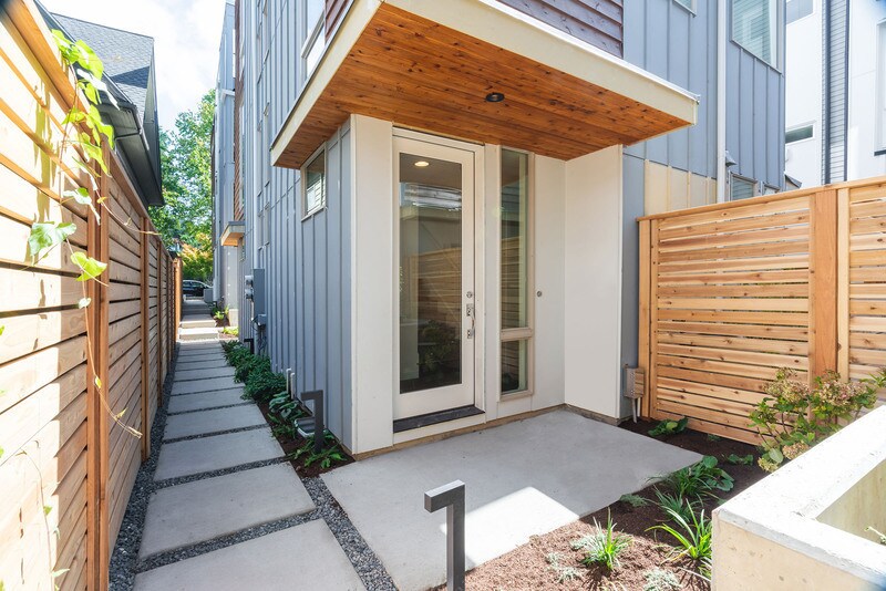Foto principal - 1119 14th Ave