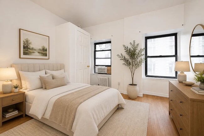 Building Photo - 41 E 41st St