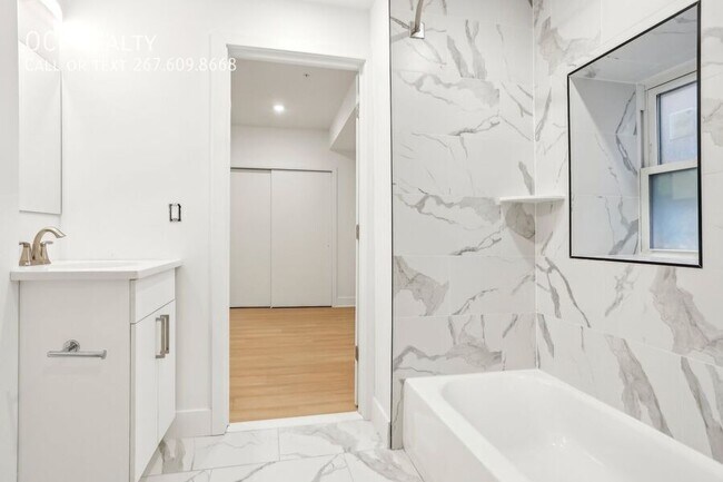 Foto del edificio - 3952 Lancaster Ave