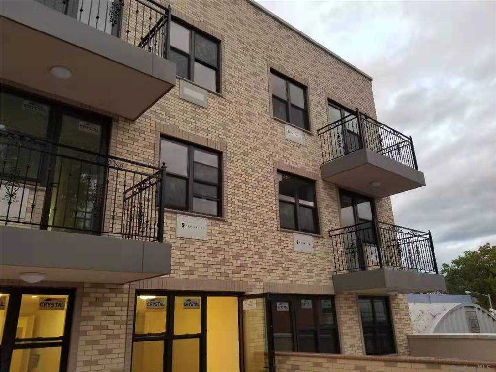 Primary Photo - 161-12 46th Ave