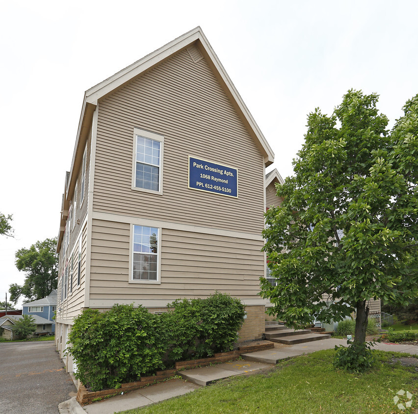 Building Photo - Park Crossing Apartments