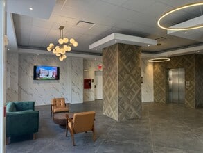 Building Photo - 228 Park Ave