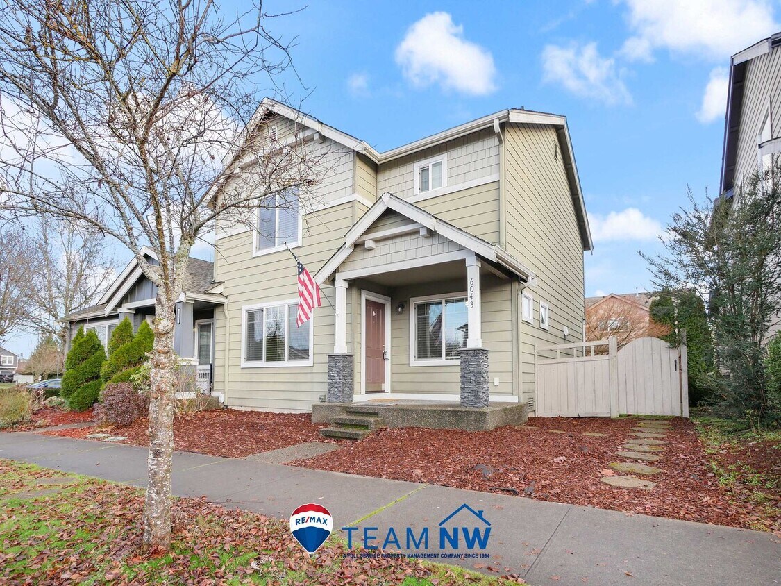 Primary Photo - MOVE IN READY NOW! 3 Bedroom, 2.25 bath to...