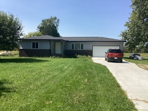 Building Photo - 6183 N Webster Rd