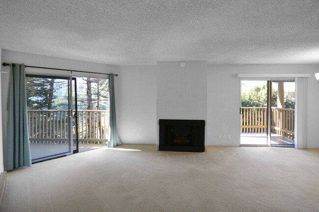 Building Photo - 397 Imperial Way