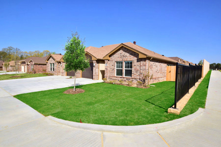 Primary Photo - Lake Park Duplexes