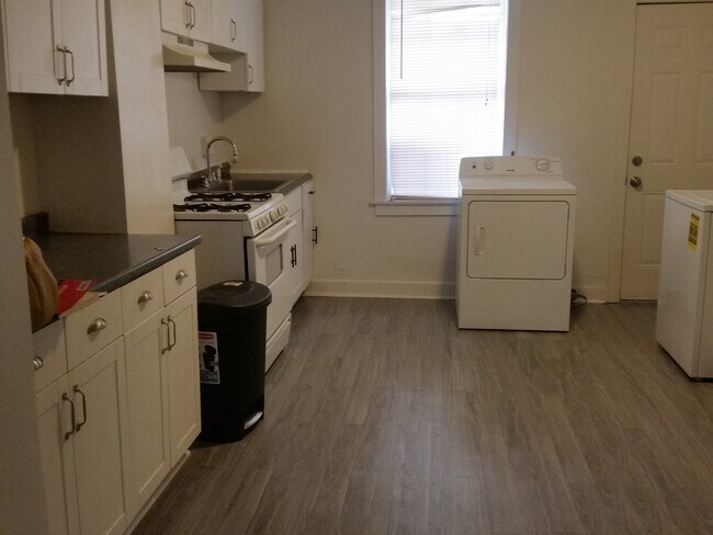 Fotografía del edificio - 2134 E Oliver St