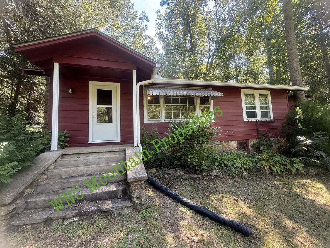 Primary Photo - 101 Hemphill Rd