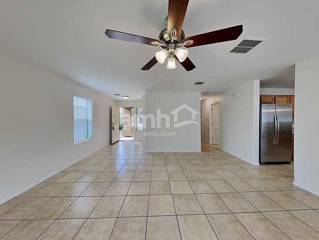 Foto del edificio - 652 W Amber Sun Drive
